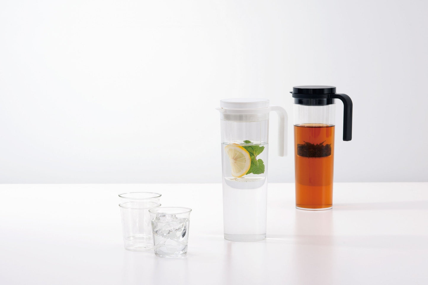 KINTO Plug Iced Tea Jug (Black - 1.2L) - 22488
