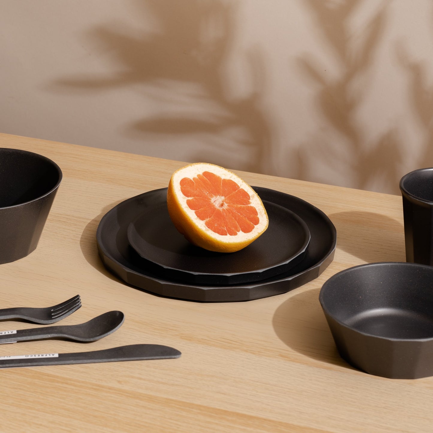 KINTO Alfresco Plate Set Of 4 (Black - 250mm) - 20716